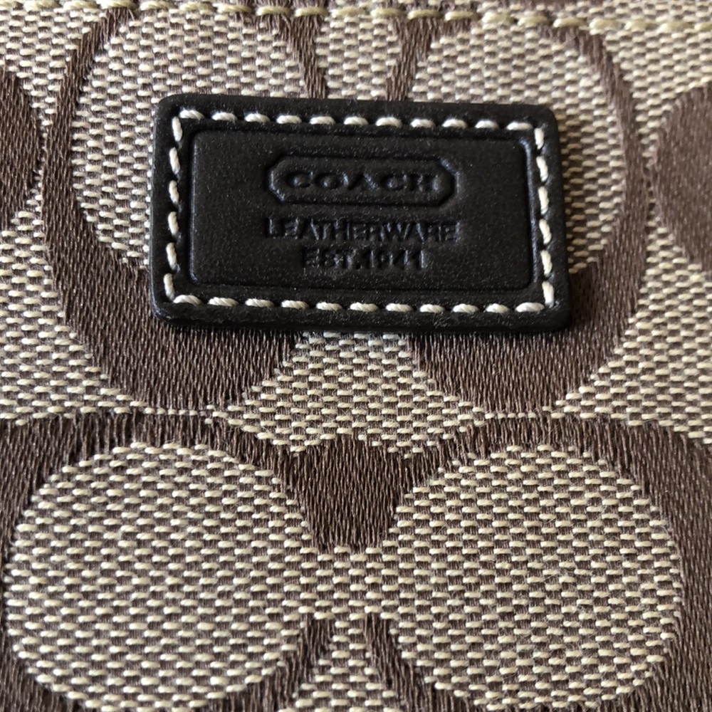 Vintage Coach classic style wristlet